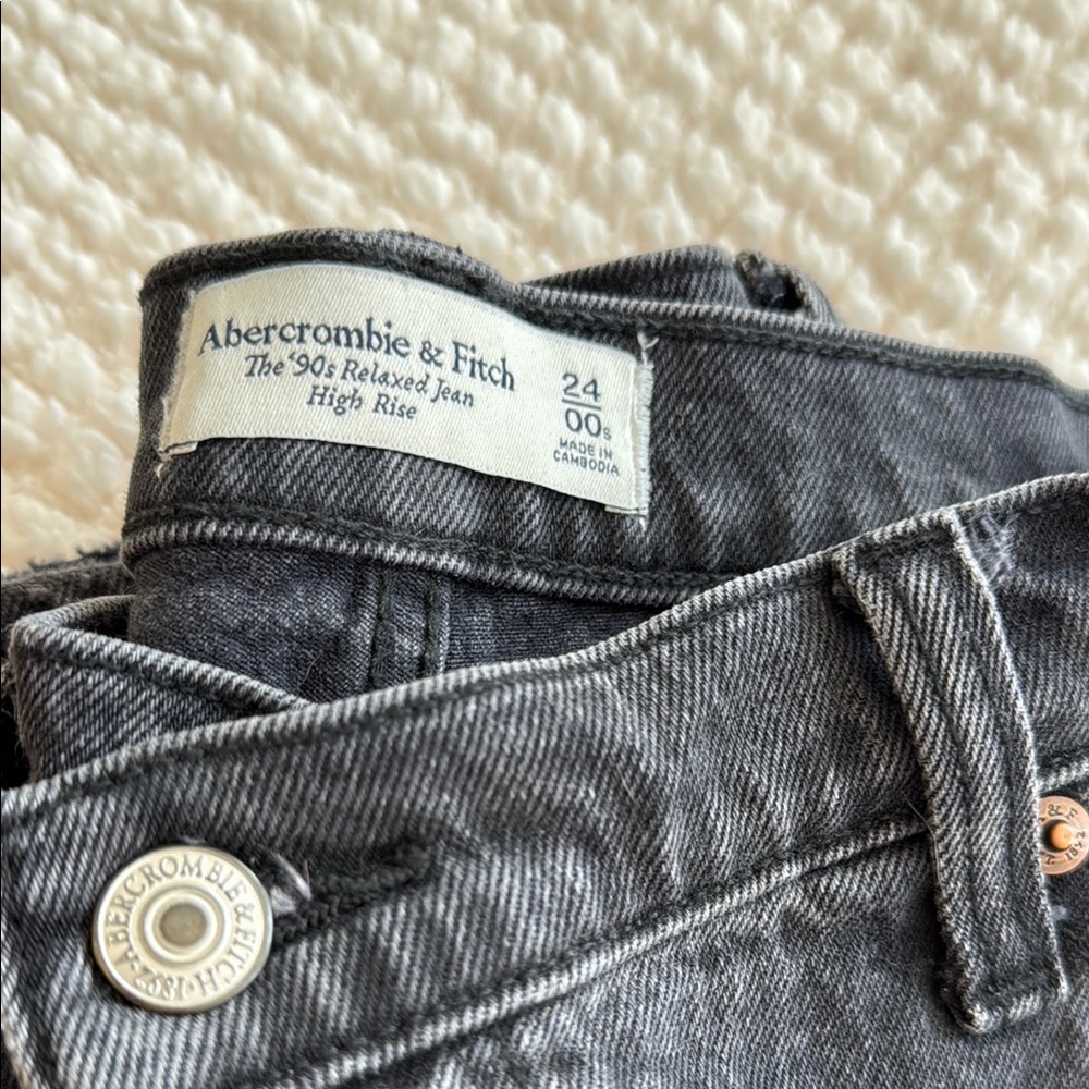 Abercrombie 90s relaxed Jean high rise with cross cross waistband - Picture 6 of 6
